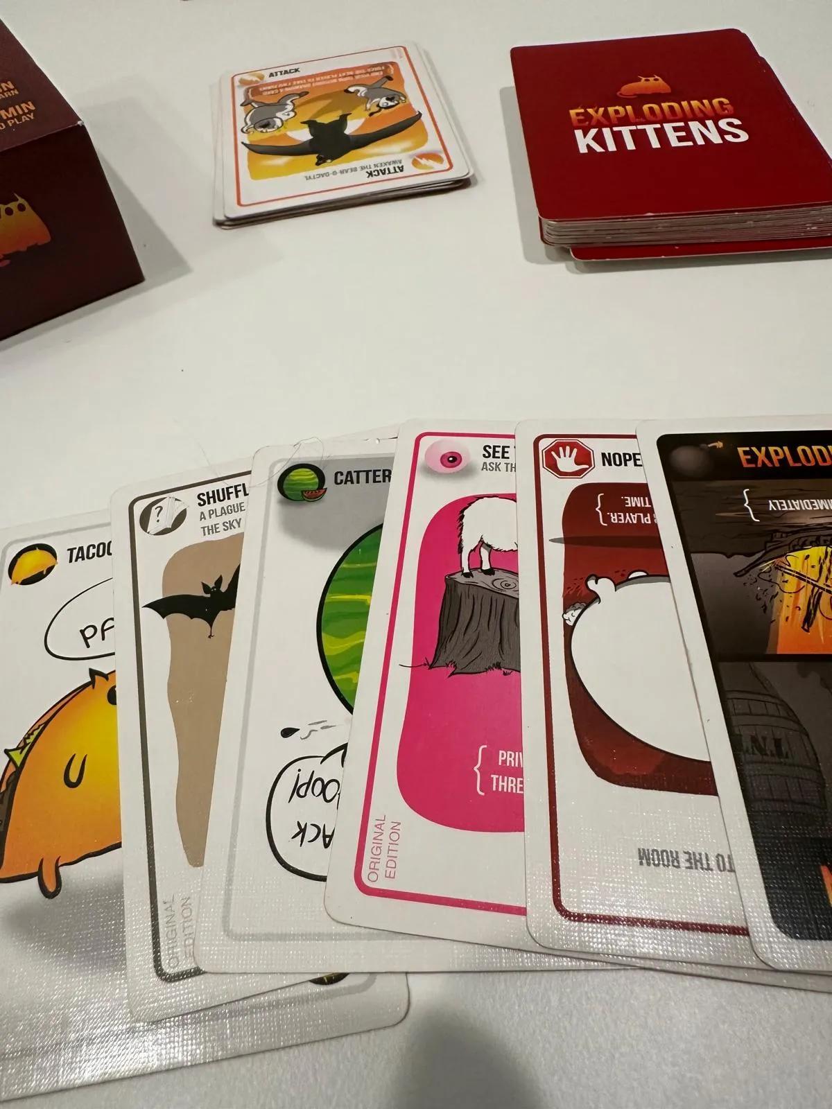Gameplay of Exploding Kittens card game